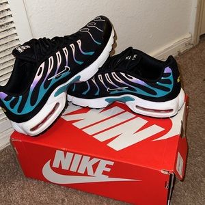 Air max plus (grade school) 7y